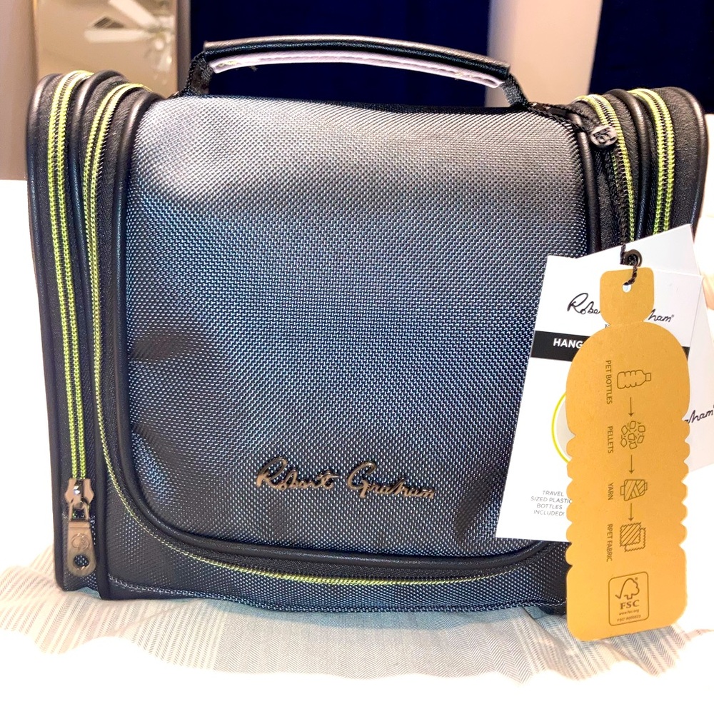 Men’s Robert Graham “Armageddon Max” Hanging Toiletry Bag in Grey